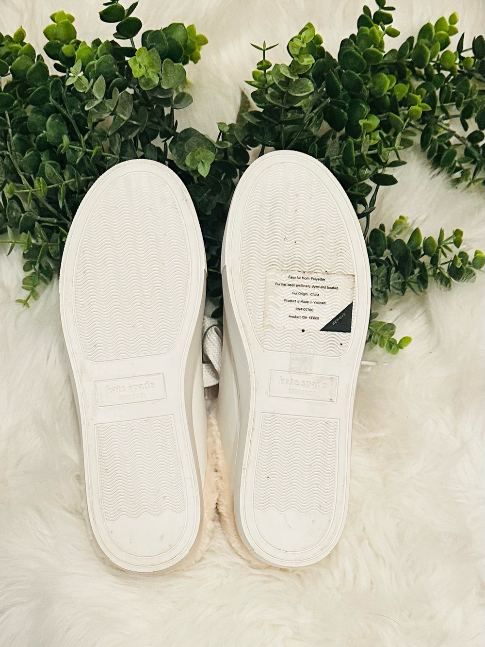 Kate Spade New York Faux Fur Lace Up Sneakers Ivory Size 7B - Picture 8 of 9